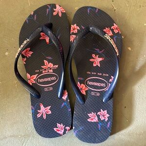 New youth flips flops